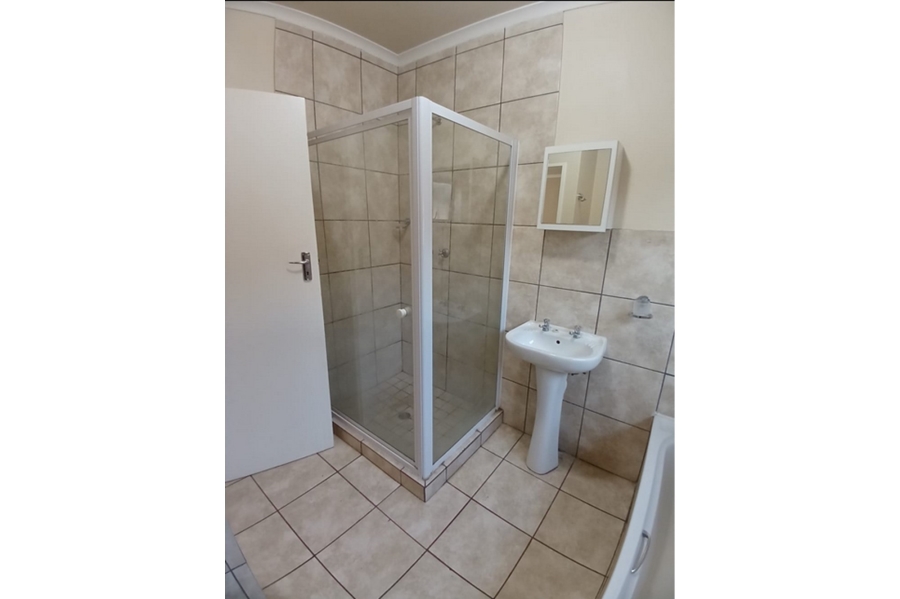 1 Bedroom Property for Sale in Vaalpark Free State
